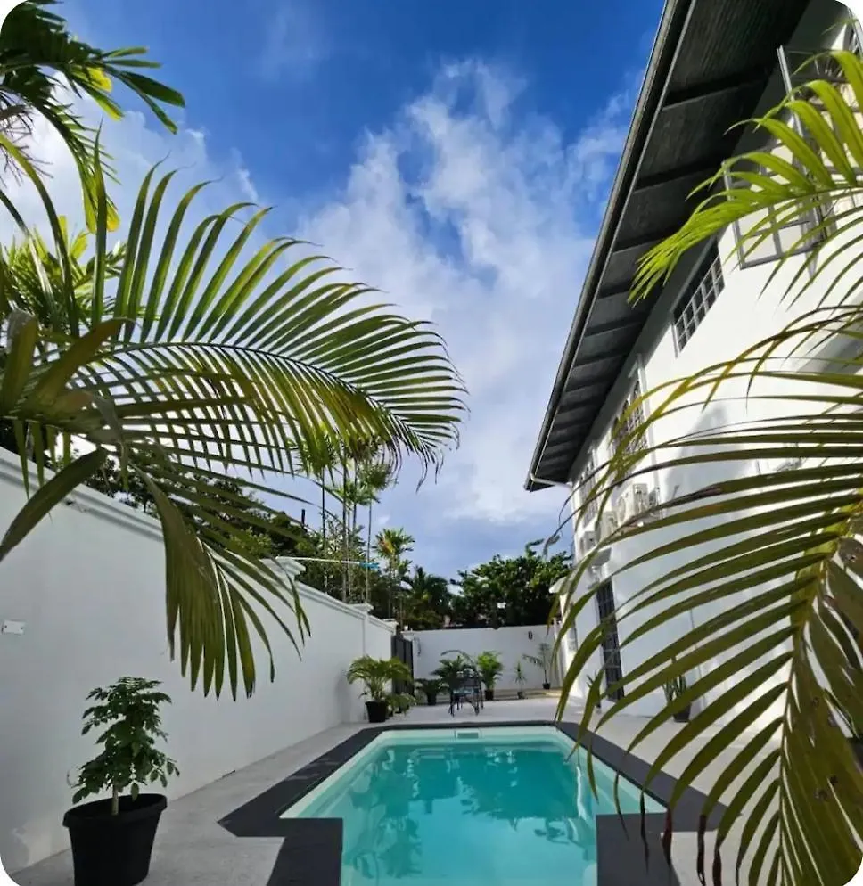 Riverside Poolside Apartment San Juan